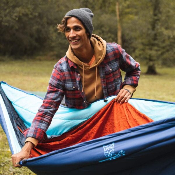 Wise Owl Outfitters Hammock Underquilt for Camping Hammock - Insulated Synthetic Underquilt for Single and Double Hammocks Blue - Image 3